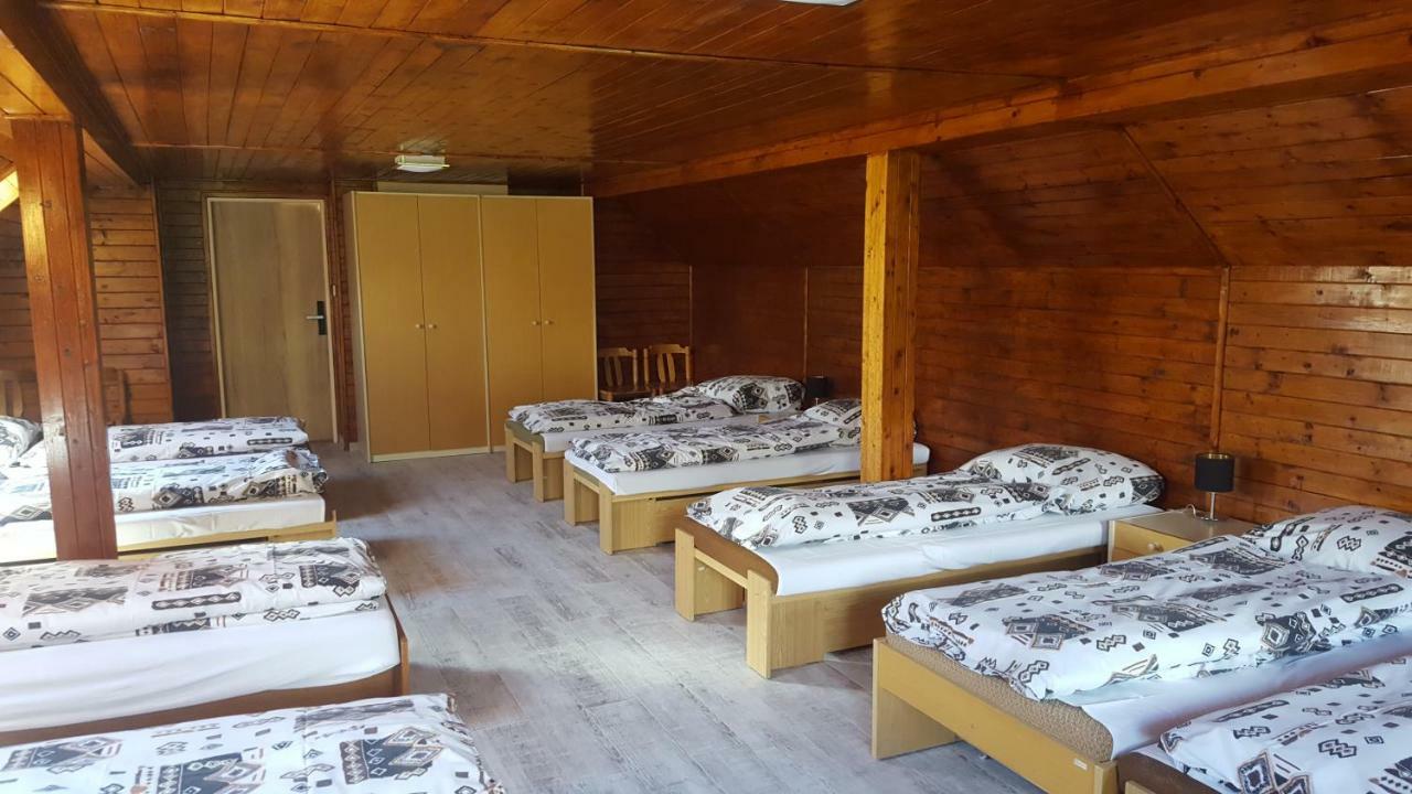 ホテルRs Bernov Zatisi Nejdek エクステリア 写真